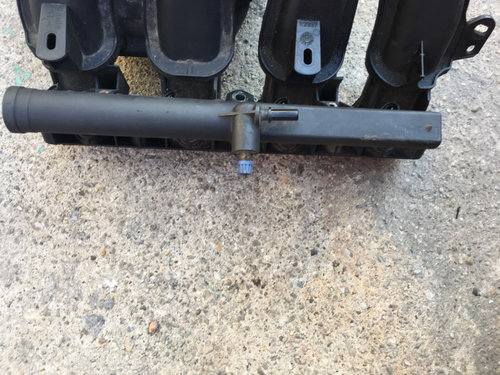 Rampa injectoare Citroen C4 [2004 - 2008] Hatchback 3-usi
