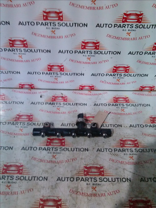 Rampa injectoare CITROEN C5 2.0 D an fabr. 2009
