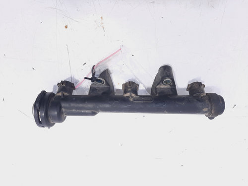 Rampa injectoare, cod 03D133329A, VW Polo (9N), 1.2 benz, AWY (idi:496989)