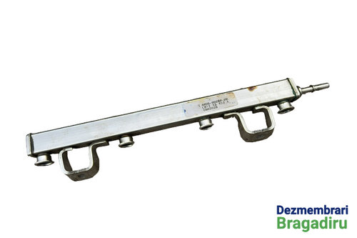 Rampa injectoare Cod: 4M5G-9D280-DB Ford Focus 2 [2004 - 2008] wagon 5-usi 1.8 MT (125 hp)