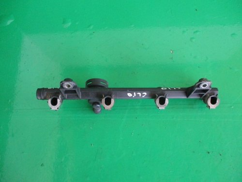 RAMPA INJECTOARE COD 7700274294 RENAULT CLIO 2 1.4 BENZINA FAB. 1998 - 2001 ⭐⭐⭐⭐⭐