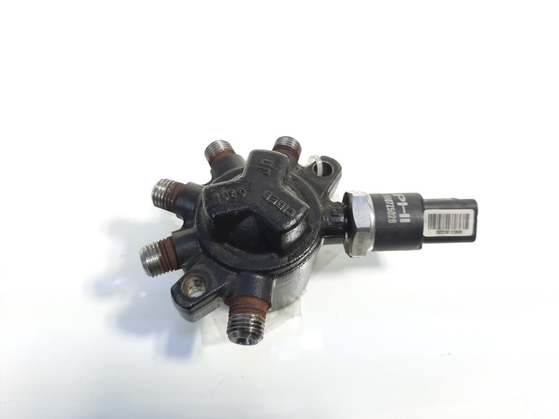 Rampa injectoare, cod 8200057345, Renault Megane 2 Combi, 1.5 dci, K9KF728 (id:390911)