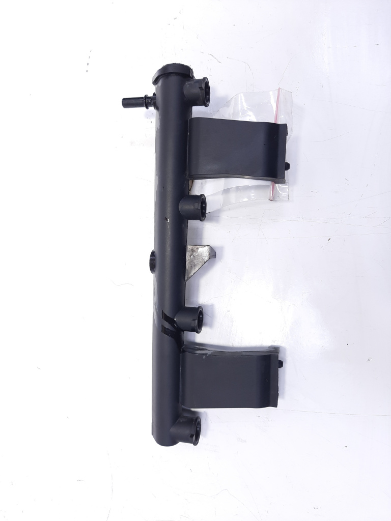 Rampa injectoare, cod 9636520780, Peugeot 307, 1.6 benz, NFU (id:494289)