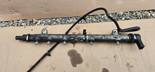 Rampa injectoare completa Mercedes Vito W639 2.2 CDI 2004 2005 2006 2007 2008