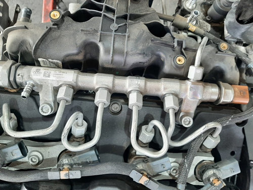 Rampa injectoare cu senzor 2.0 tdi audi q5 8r a4 b8 8k audi a5 a6 seat exeo vw golf 6 03l130089q