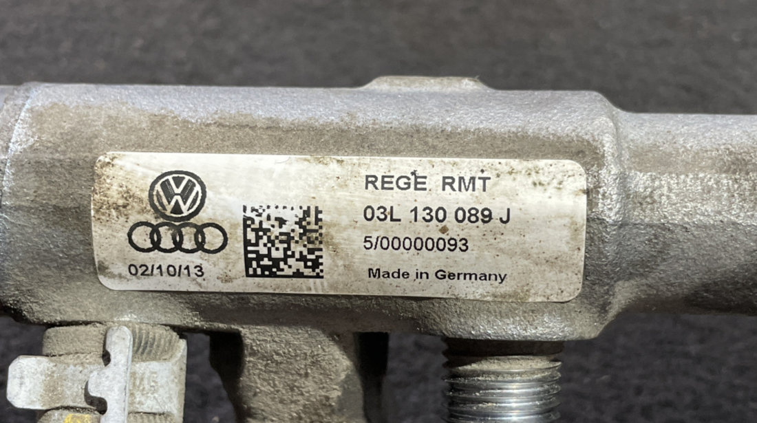 Rampa injectoare cu senzor Audi Q3 2.0TDI Quattro Manual sedan 2014 (03L130089J)
