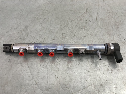 Rampa injectoare cu senzor BMW 520 d F10 F11 184 CP N47D20C sedan 2012 (780912703)