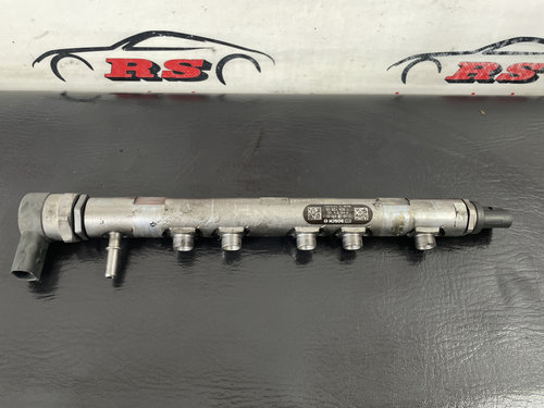Rampa injectoare cu senzor BMW 520 d F10 F11 Automat sedan 2013 (780912805)