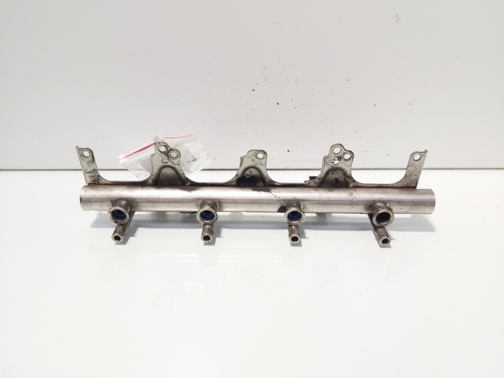 Rampa injectoare cu senzor, cod 06F133317G, Audi A4 (8EC, B7) 2.0 TFSI, BGB (id:648635)