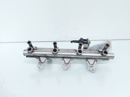Rampa injectoare cu senzor, cod 06J133317M, Audi A4 Avant (8K5, B8), 1.8 TFSI, CDHA (id:651237)