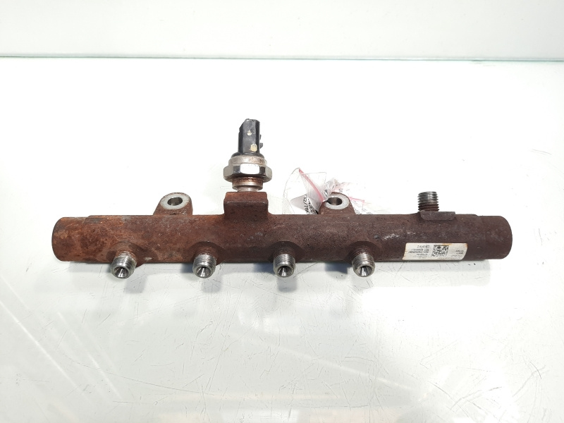 Rampa injectoare cu senzor, cod 8200815617, 8200296867, Renault Megane 2, 1.5 DCI, K9KP732 (id:467878)