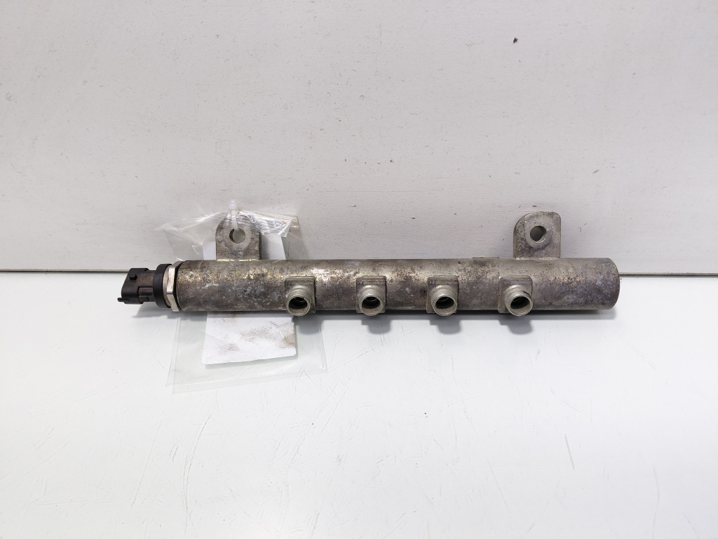 Rampa injectoare cu senzor, cod GM55197372, 0445214122, Opel Zafira B (A05), 1.9 CDTI, Z19DTH (id:698292)