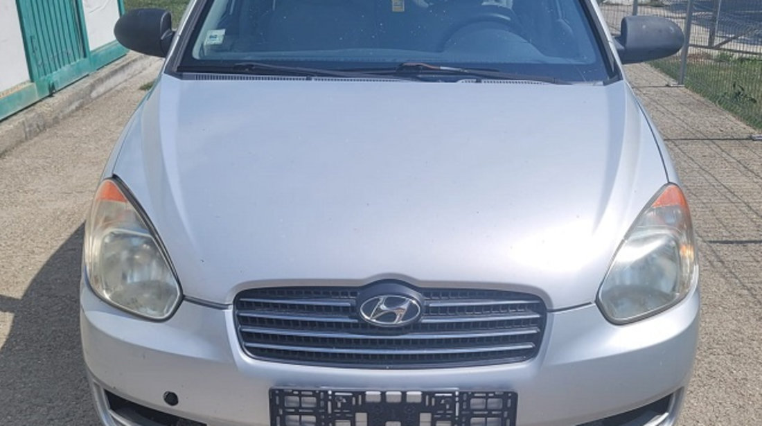 RAMPA INJECTOARE CU SENZOR PRESIUNE HYUNDAI ACCENT 3 1.4 GL 71kw 97cp FAB. 2005 - 2010 ⭐⭐⭐⭐⭐