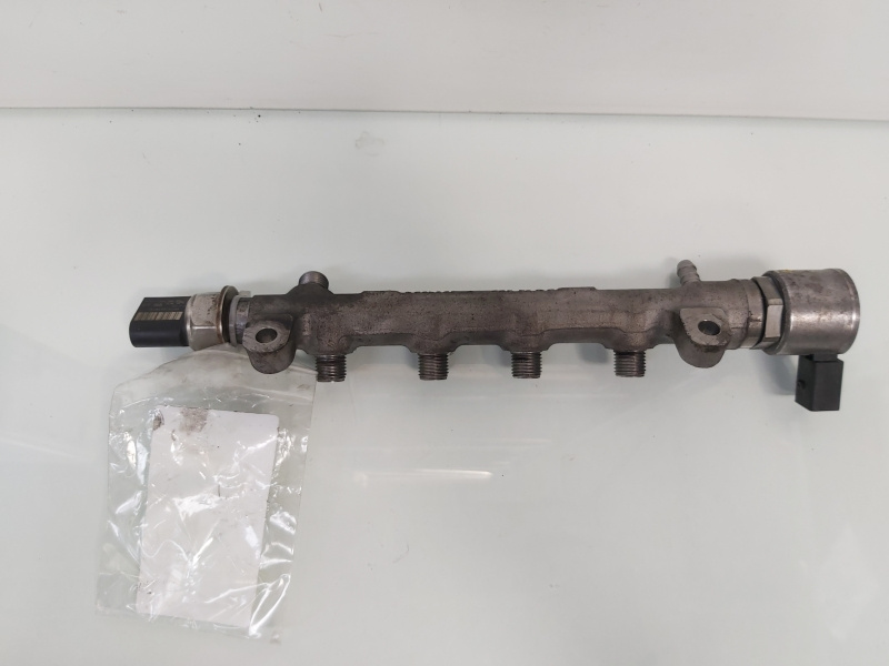 Rampa injectoare cu senzori, cod 04L089G, Vw Tiguan II (AD1, AX1) 1.6 TDI, DGD (id:693404)