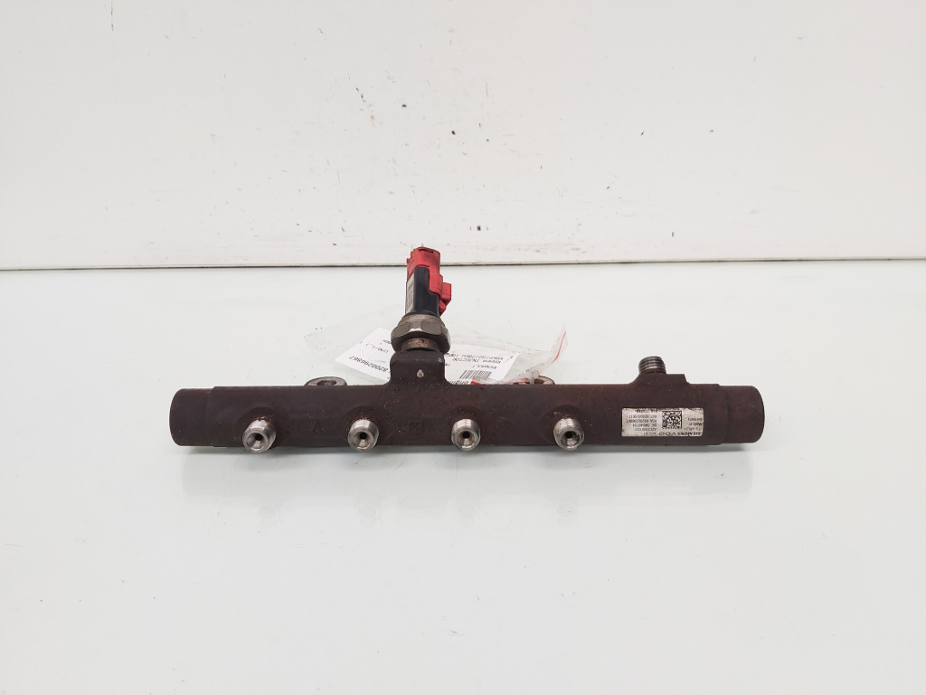 Rampa injectoare cu senzori, cod 8200815617, 8200296867, Renault Megane 2 1.5 DCI, K9KP732 (id:663545)