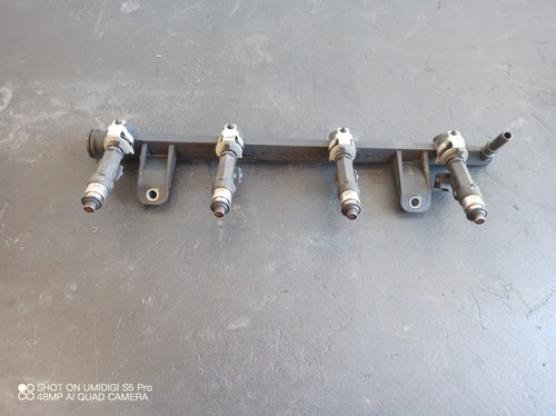 Rampa injectoare Dacia Logan 1.4 b - COD 8200494284A