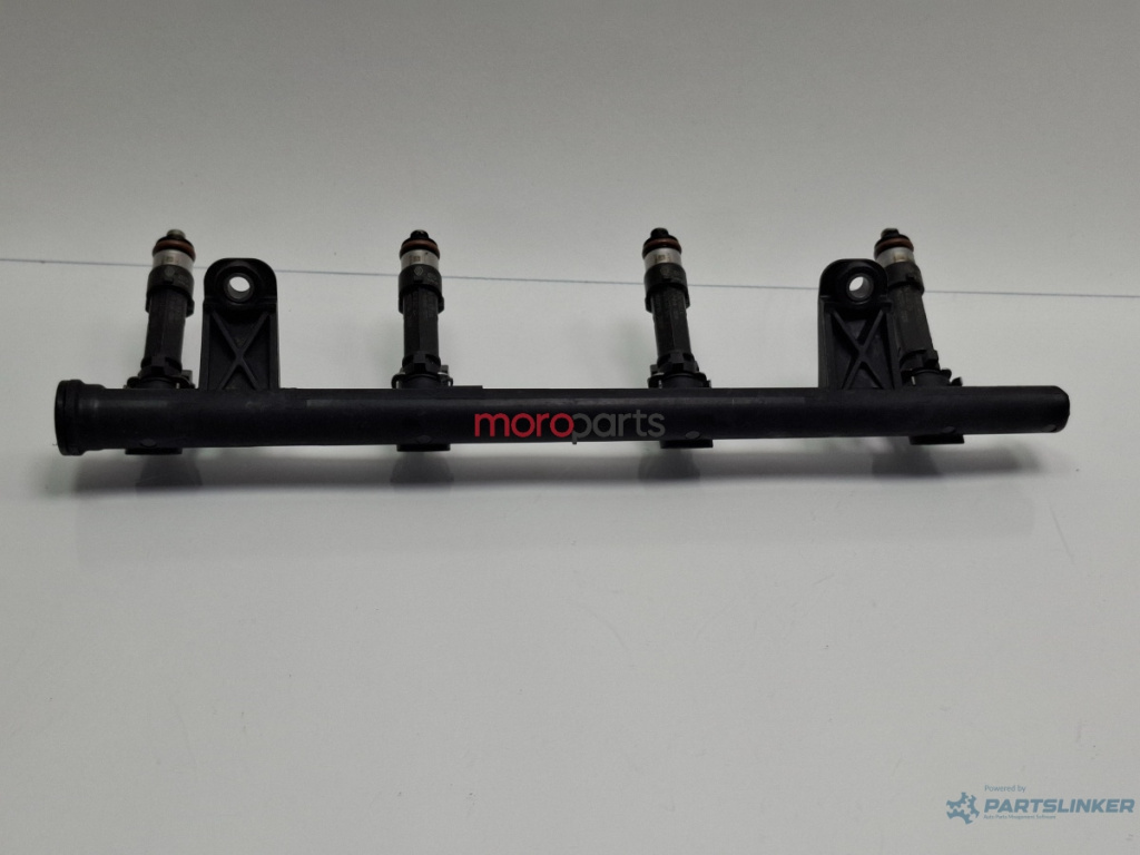 Rampa injectoare DACIA LOGAN LS_ 2004 - > 1.6 1.6 K7M 710 8200494284A