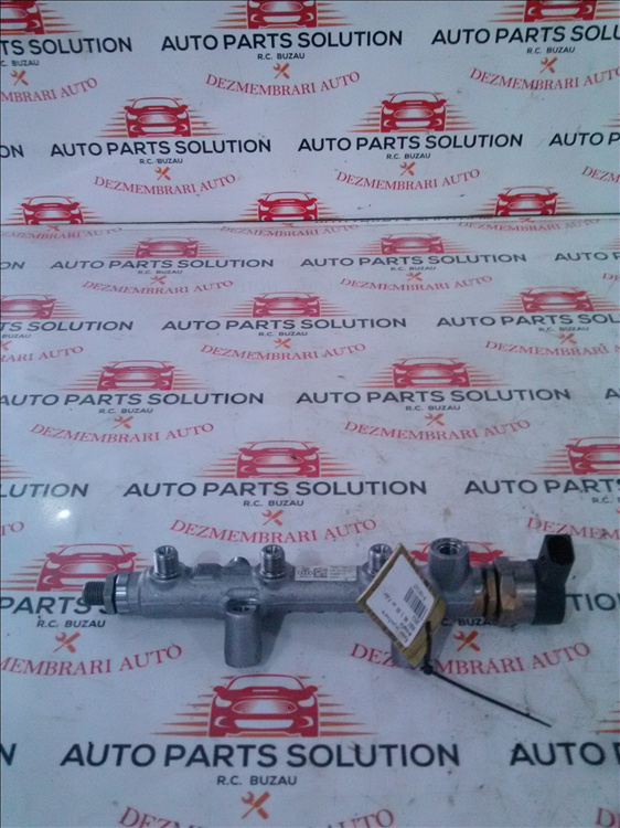 Rampa injectoare dreapta AUDI A6 3.0 d an fabr. 2012