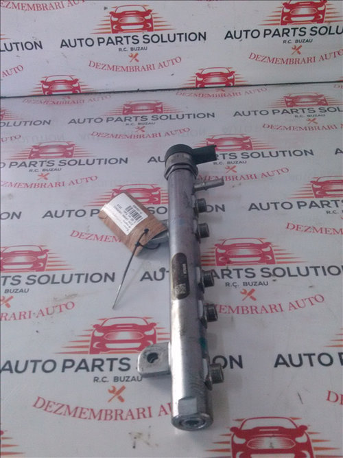 Rampa injectoare dreapta Jeep GRAND CHEROKEE 3.0 d an fabr. 2014