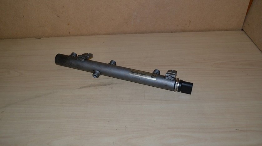 Rampa injectoare dreapta Mercedes CLS320 cdi A6420702695