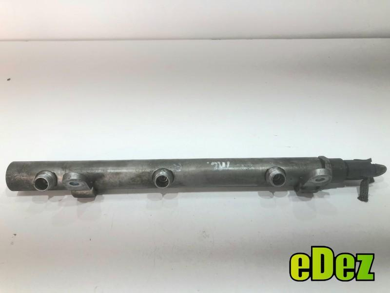 Rampa injectoare dreapta Mercedes S-Class (2005-2009) [W221] 320 cdi a6420700695