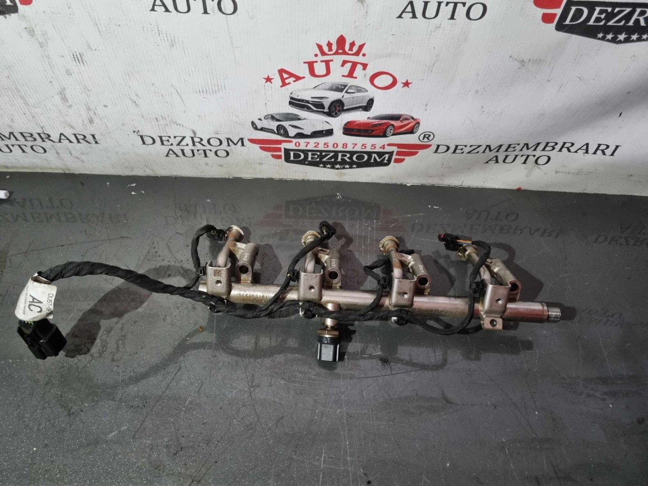 Rampa injectoare DS7G-9H487-EB Ford Galaxy Mk3 1.5 EcoBoost 160 cai UNCJ