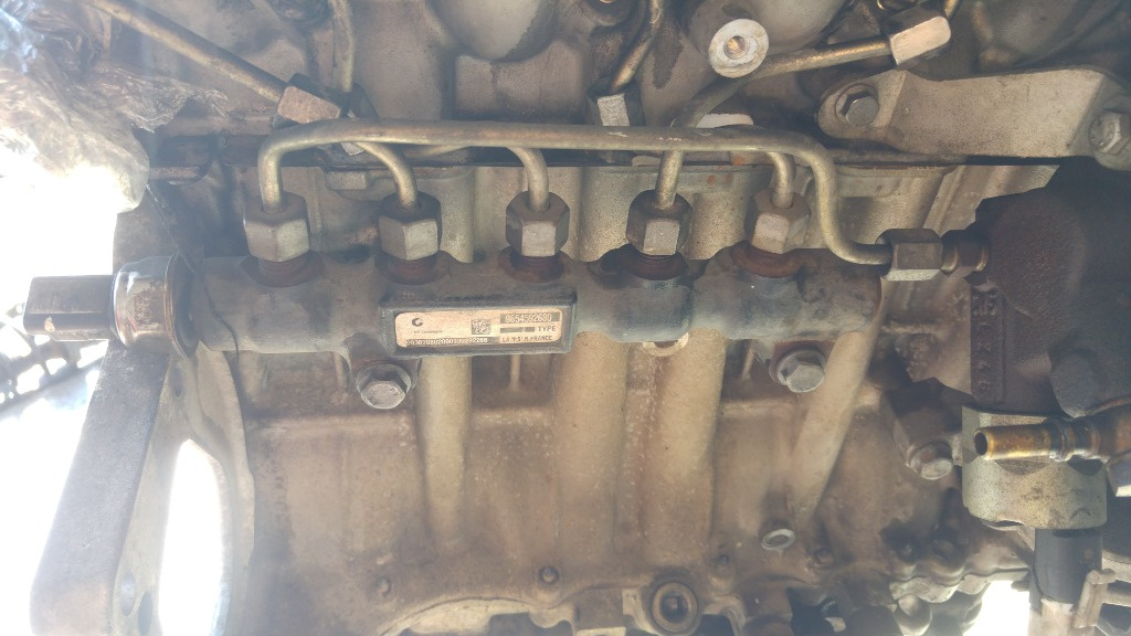 Rampa injectoare f6jd 1.4 tdci ford fiesta 6 9654592680