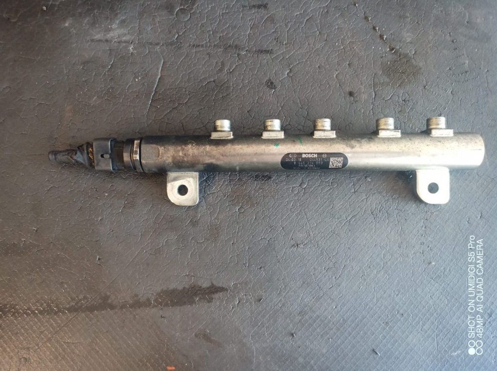 Rampa injectoare , Fiat , Alfa Romeo , Lancia 1.9 D COD - 55187883 / 0445214053