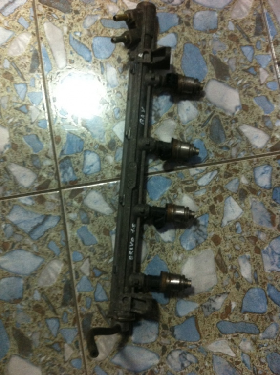 Rampa injectoare Fiat Bravo [1995 - 2001] Hatchback 3-usi 1.8 MT (113 hp) (182)