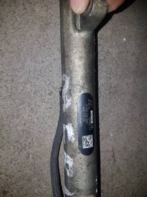 Rampa injectoare fiat punto 1.3 multijet cod 0445214044 46817523