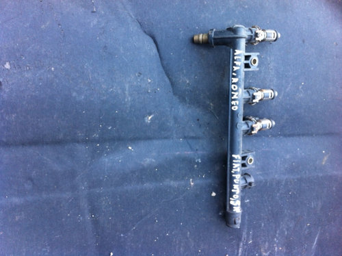 Rampa injectoare Fiat Punto 2 [1999 - 2003] Hatchback 5-usi 1.2 MT (60 hp) (188)