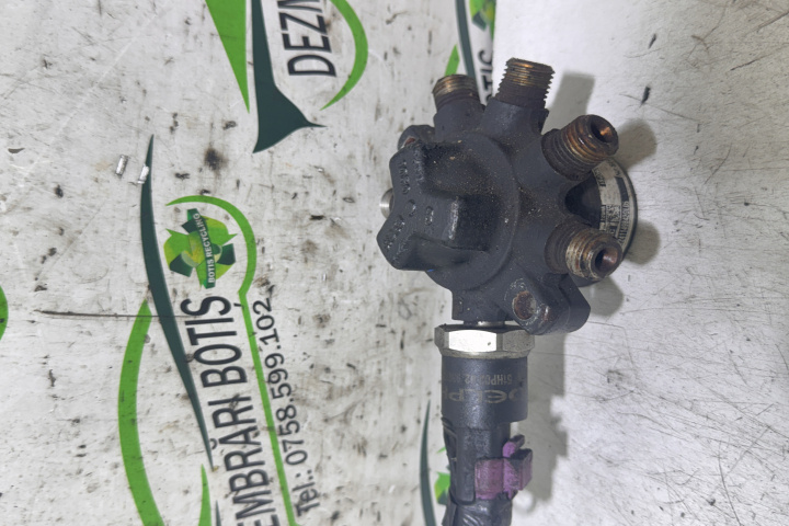 Rampa injectoare Ford Focus [1998 - 2004] Hatchback 5-usi 1.8 MT TDCi (101 hp)