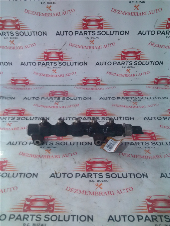 Rampa injectoare FORD FOCUS 2 1.6 D an fabr. 2006