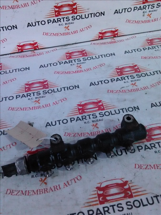 Rampa injectoare FORD FOCUS 2 1.6 TDCI