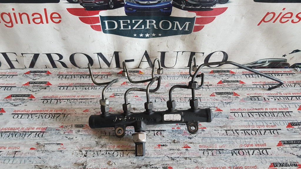 Rampa injectoare Ford Focus C-Max 2.0 TDCi 136 cai cod piesa : 9681649580