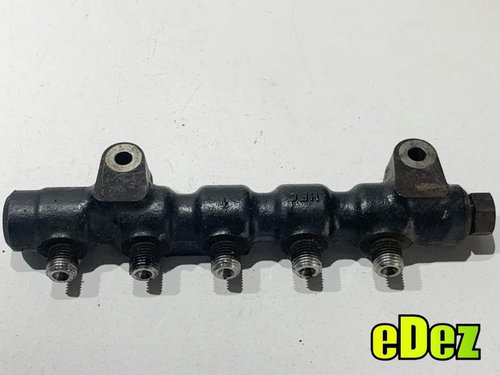 Rampa injectoare Ford Focus C-Max (2003-2007) 9642503380
