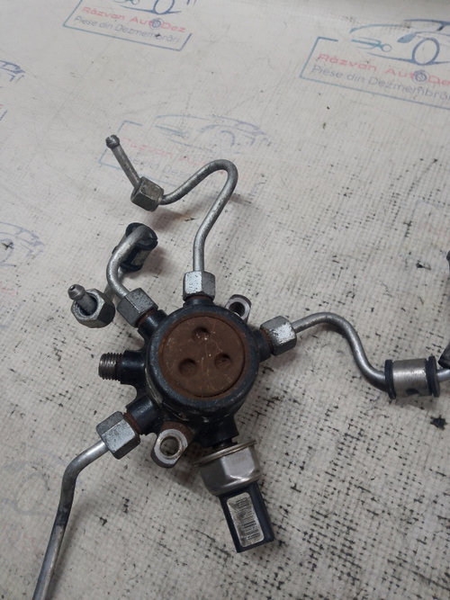 Rampa injectoare Ford Mondeo 1.8, 4M5Q9D280DB