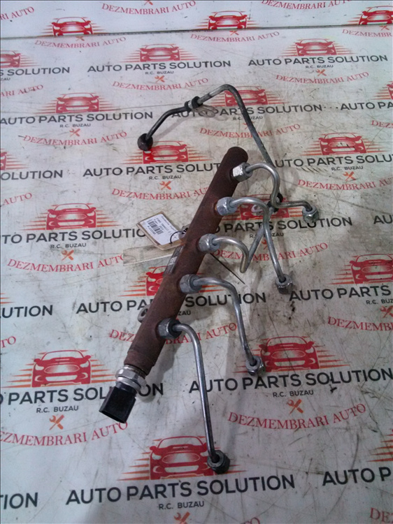 Rampa injectoare FORD TRANSIT 2.2 D an fabr. 2012