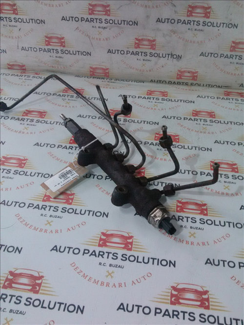 Rampa injectoare FORD TRANSIT 2.2D an fabr. 2009