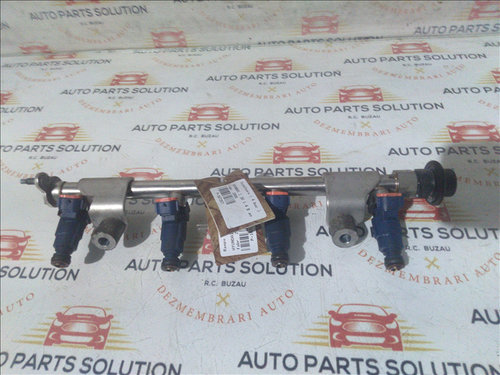 Rampa injectoare HYUNDAI I 30 1.4 B an fabr. 2008