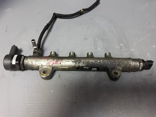 Rampa injectoare hyundai i10 i20 1.1 crdi d3fa kia picanto ba kia rio 3 ub 0445213011