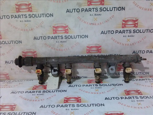 Rampa injectoare HYUNDAI TUCSON 2.0B an fabr. 2007