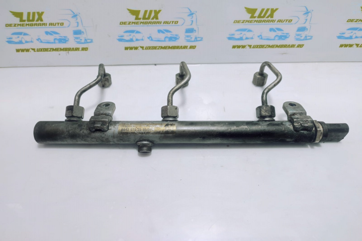Rampa injectoare injector 3.0 cdi OM 642 a6420702595 Chrysler 300C [2005 - 2011]