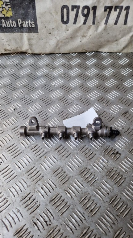 Rampa injectoare Jeep Compass 2.0 CRD an fab. 2021 cod 0445214394