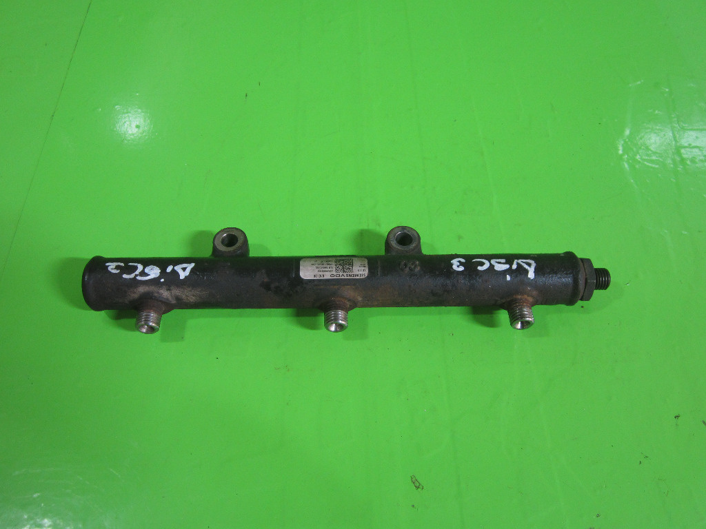 RAMPA INJECTOARE LAND ROVER DISCOVERY 3 2.7 TD 4x4 FAB. 2004 - 2009 ⭐⭐⭐⭐⭐