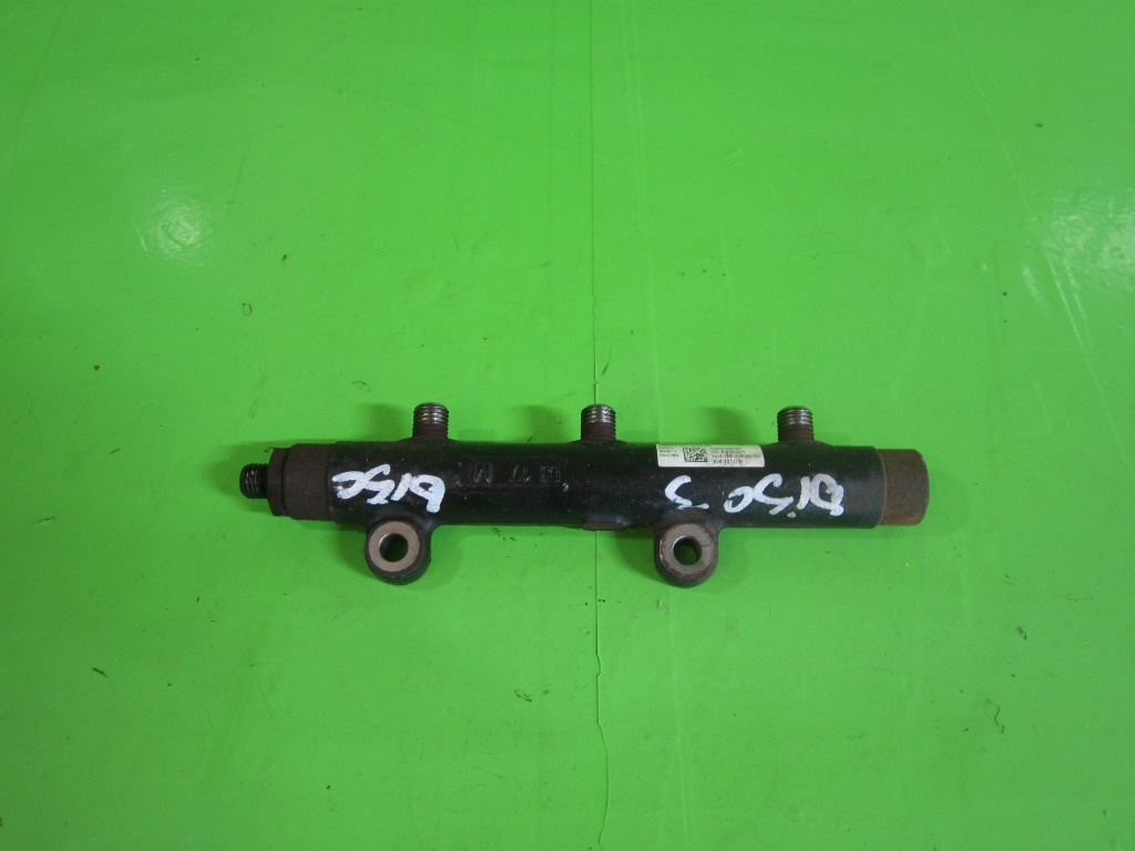 RAMPA INJECTOARE LAND ROVER DISCOVERY 3 2.7 TD 4x4 FAB. 2004 - 2009 ⭐⭐⭐⭐⭐
