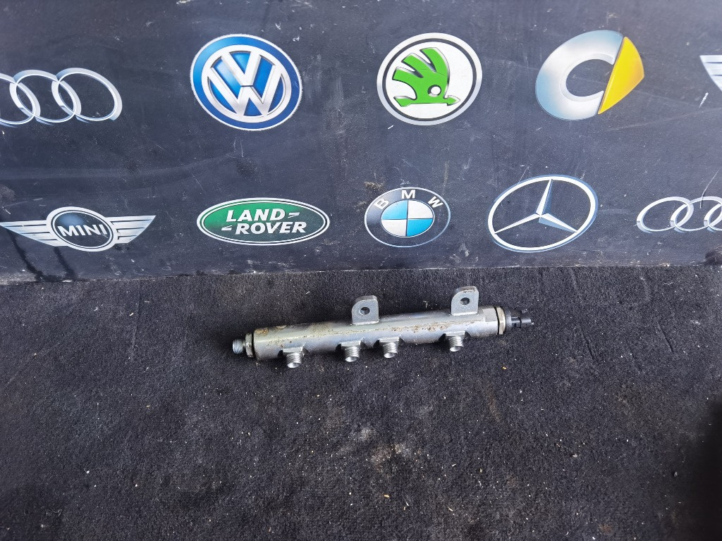 Rampa injectoare Land Rover Jaguar 3.0 diesel euro 5 cod 0445216030