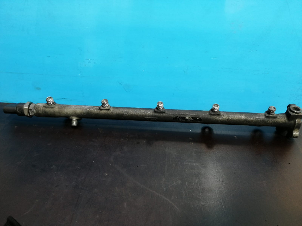 Rampa injectoare Mercedes 2.7 CDI A6120700095