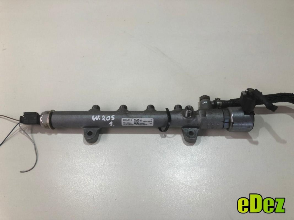 Rampa injectoare Mercedes A-Class (2012->) [W176] 2.2 cdi a6510700700