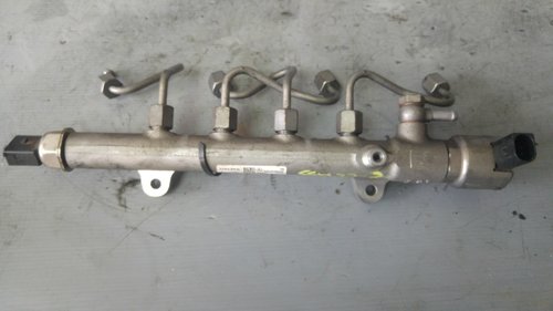 Rampa injectoare mercedes a-class w176 b-class w246 c-class c204 vito w639 sprinter 906 1.8cdi 2.0cd...